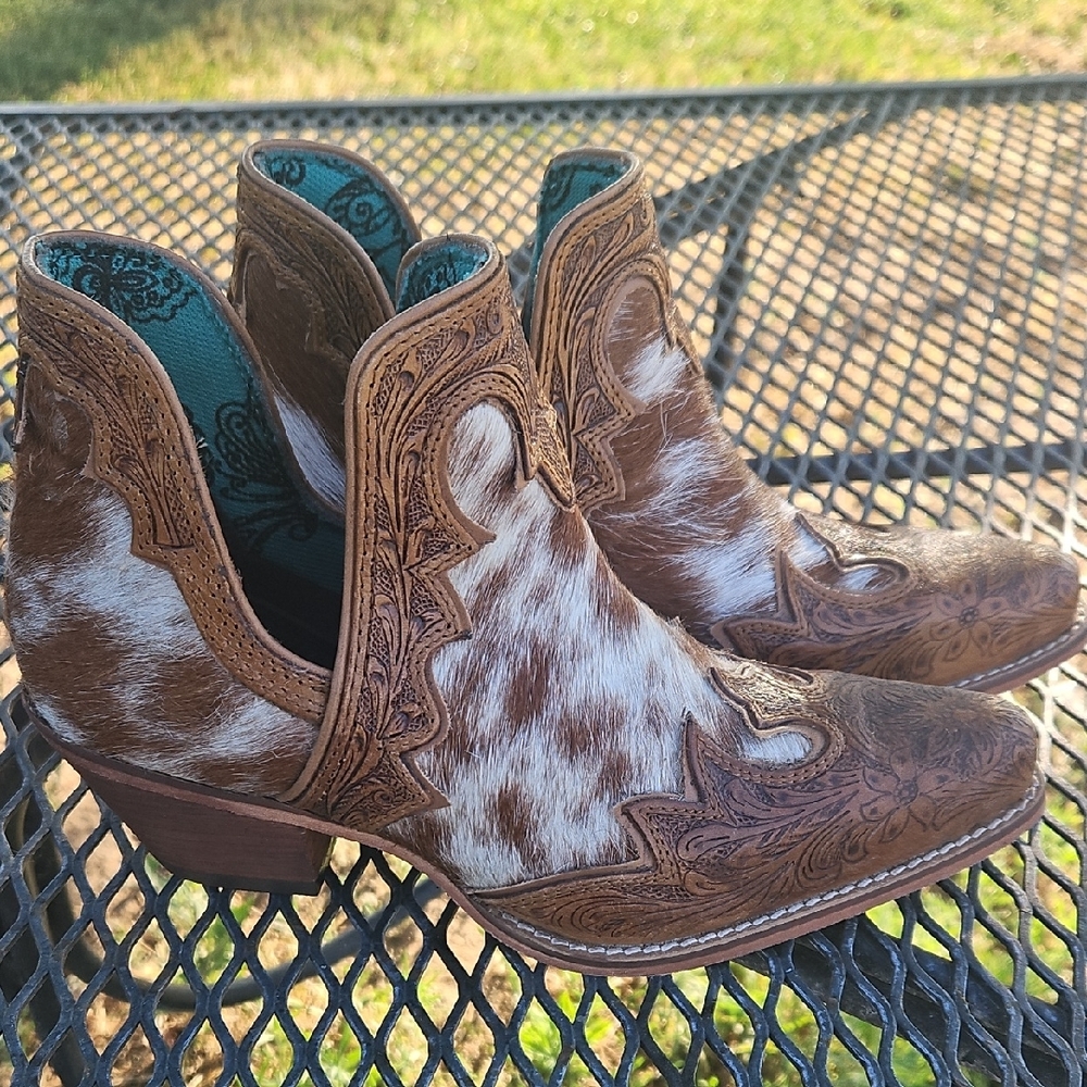 Myra Bag Brown and White Ankle Boots
